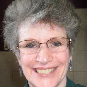 Meet your Posher, Lyndakaye